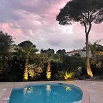 Magnifique - Piscine - Climatisation - 4 - 8 Personnes Villa *