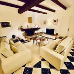 Magnifique - Piscine - Climatisation - 4 - 8 Personnes