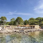 Magnifique - Piscine - Climatisation - 4 - 8 Personnes