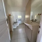 Villa Magnifique - Piscine - Climatisation - 4 - 8 Personnes *