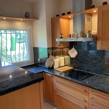 Magnifique - Piscine - Climatisation - 4 - 8 Personnes Villa