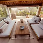 Magnifique - Piscine - Climatisation - 4 - 8 Personnes Villa *