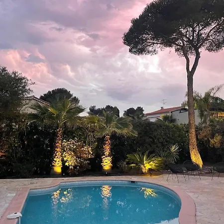 Magnifique - Piscine - Climatisation - 4 - 8 Personnes Villa *