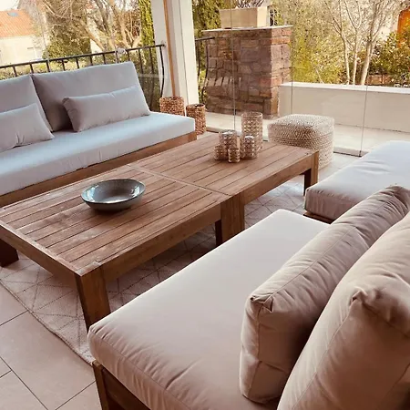 Magnifique - Piscine - Climatisation - 4 - 8 Personnes Villa *