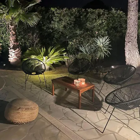 Villa Magnifique - Piscine - Climatisation - 4 - 8 Personnes