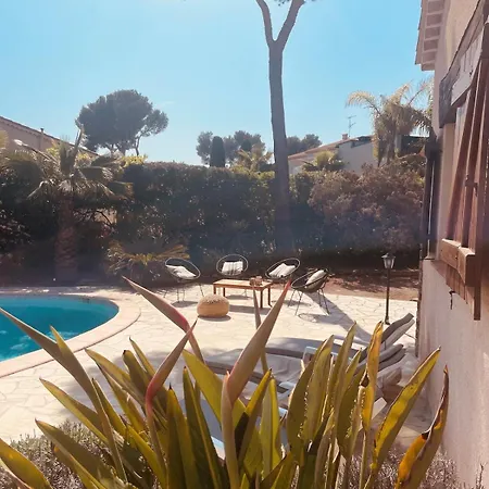 Villa Magnifique - Piscine - Climatisation - 4 - 8 Personnes